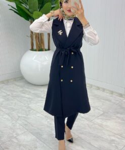 Alternative view of Broşlu Ala Yelek Takım Tesettür Giyim