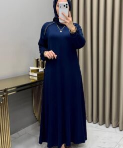 Alternative view of Yüsra Elbise