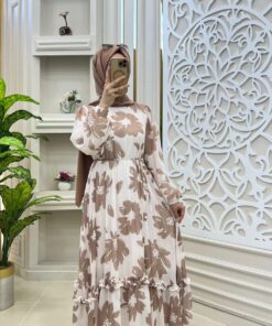 Alternative view of Manolya Elbisem